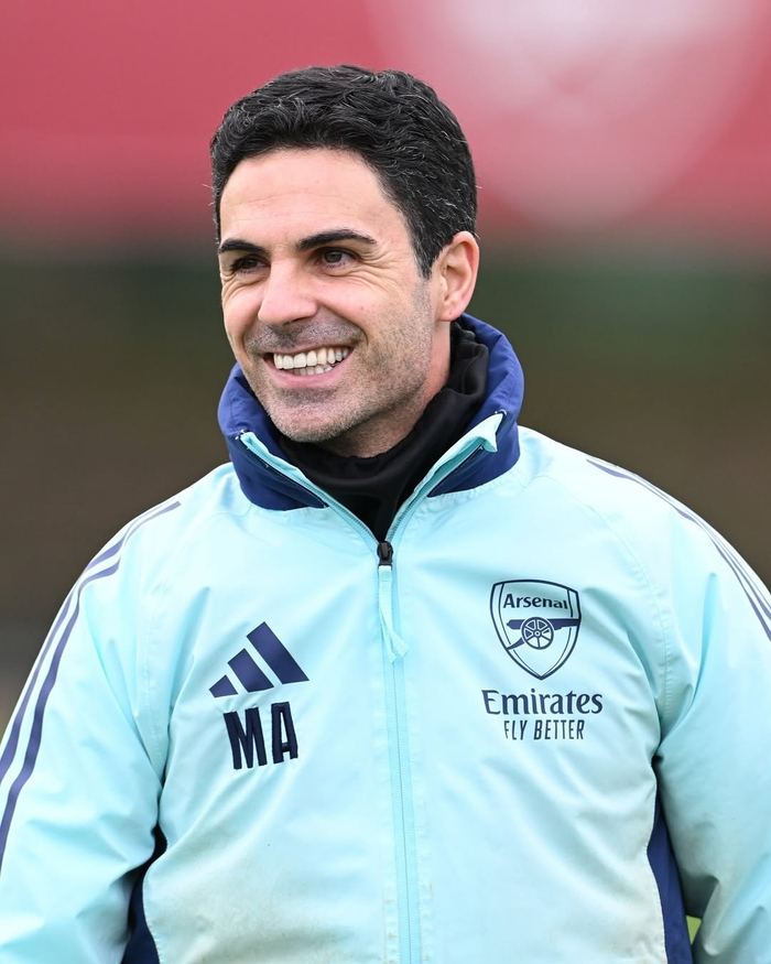 德甲战报：卡尔破门，凯恩点射救主，拜仁慕尼黑2-2美因茨（德甲快讯：凯恩点球扳平、卡尔建功，拜仁2-2战平美因茨）