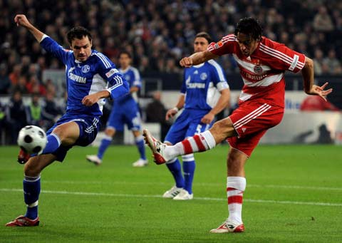 意甲战报：劳塔罗传射建功，国米2-1击败热那亚登顶（意甲快讯：劳塔罗一传一射，国米2-1力克热那亚升至榜首）