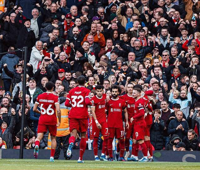 英超-水晶宫1-2曼联：你不看好他时，他雄起｜前瞻