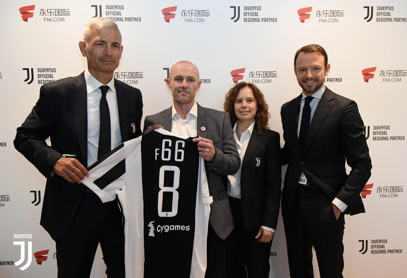 李玮锋：联赛中轴都是外援造成国足没人，这两年踢球孩子多了