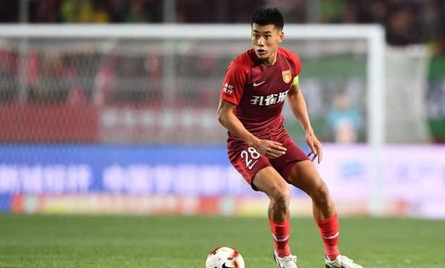 欧冠比赛战术分析：切尔西防守策略,