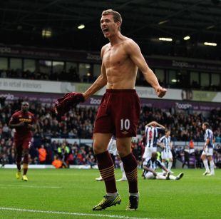 曼市市长：老特拉福德重建计划，将成大曼彻斯特增长计划核心（曼彻斯特市长称老特拉福德重建是大曼彻斯特增长规划的关键支柱）