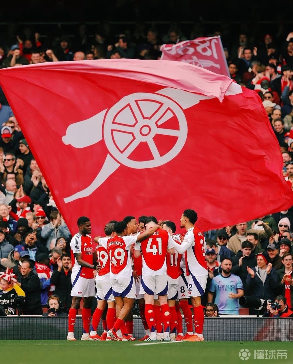 尤文分享迪巴拉精彩集锦，球迷呼吁“让保罗回家”（尤文发布迪巴拉高光集锦，球迷高喊：让保罗回家）