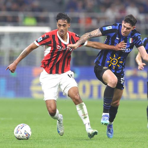 意媒：此前因流感缺阵的博尼尚未恢复训练，不确定能否踢意杯