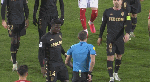 4球1助攻！25岁非洲天才边锋闪耀英超，超级香饽饽，3大豪门抢疯了